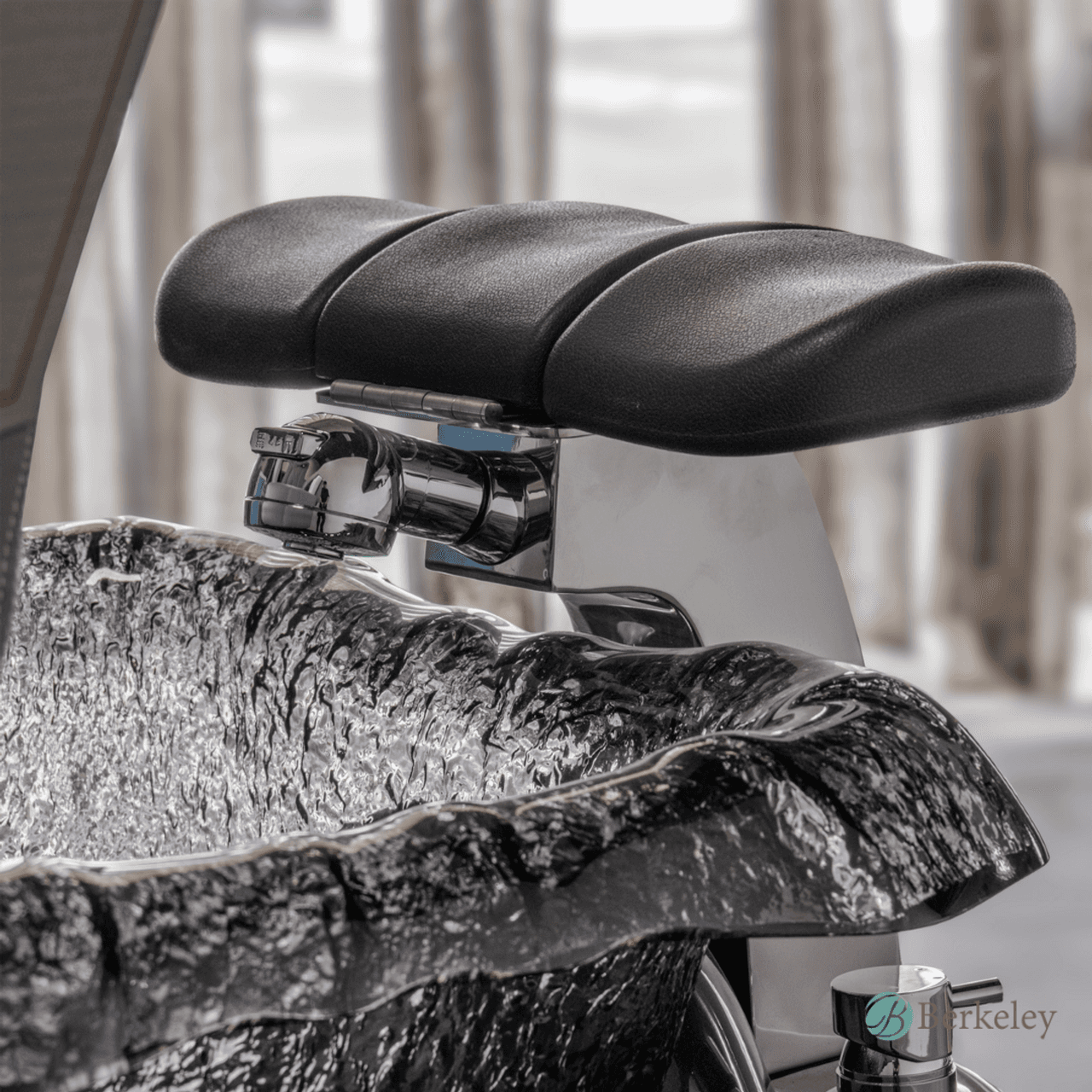 SIENA Pedicure Spa w/ DX Chair by Mayakoba