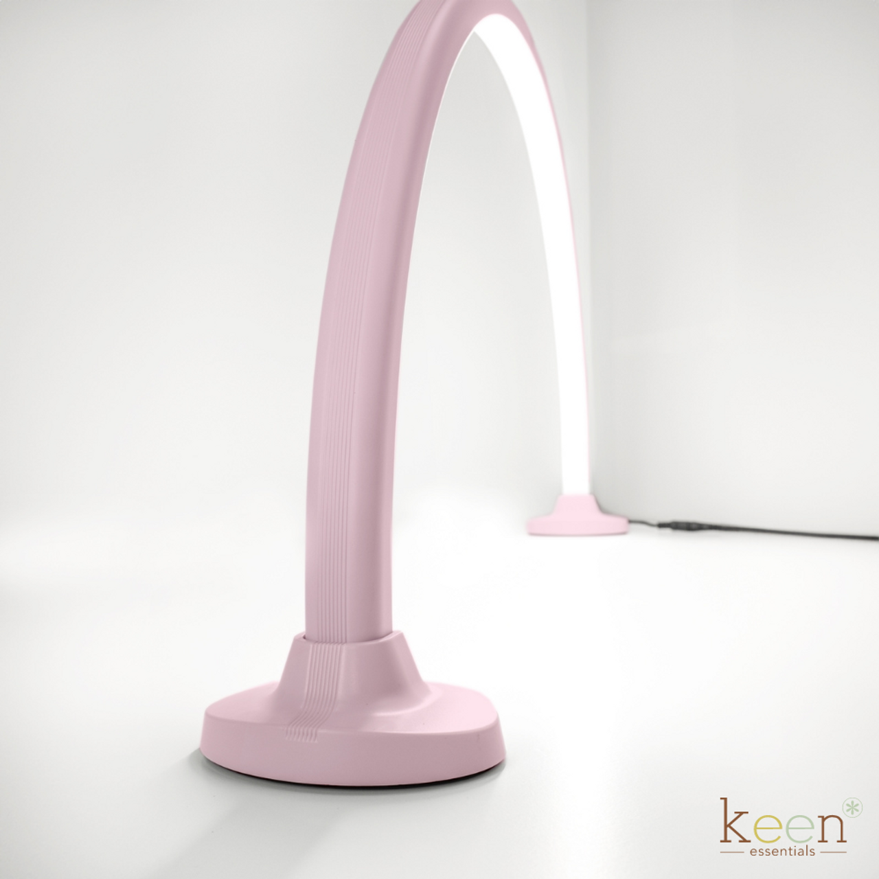 KEEN LUNA LED Tabletop Lamp