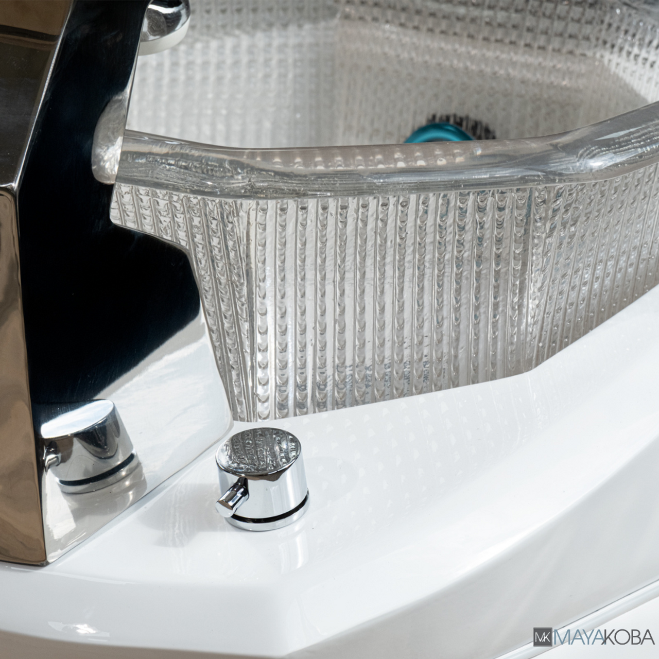 GEOM II Pedicure Spa with DX Chair Top by Mayakoba