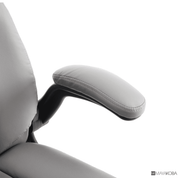 GENESIS Customer Chair