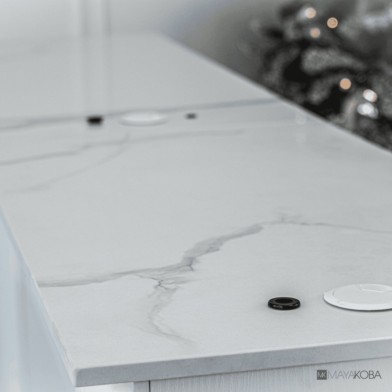 AVIGNON Manicure Table Extender